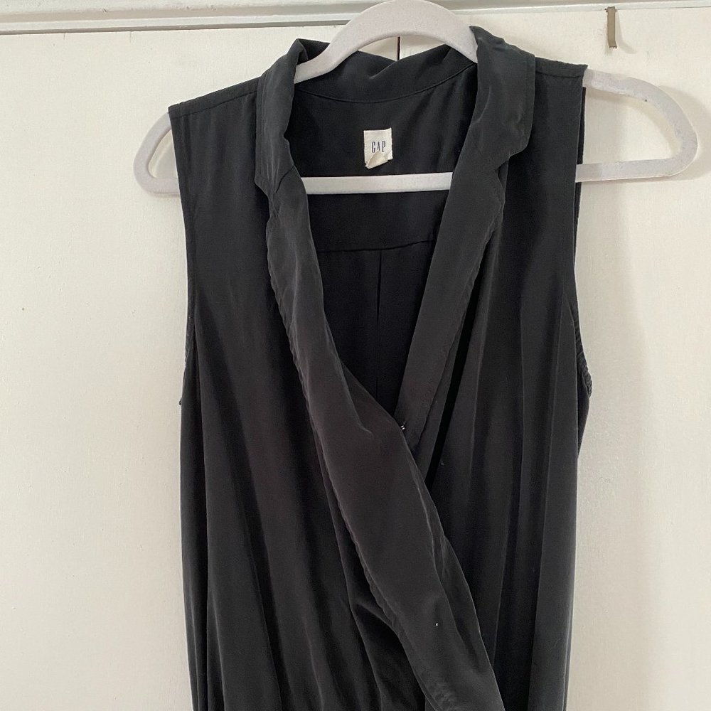 GAP Soft Lapel Charcoal Gray Sleeveless Jumpsuit